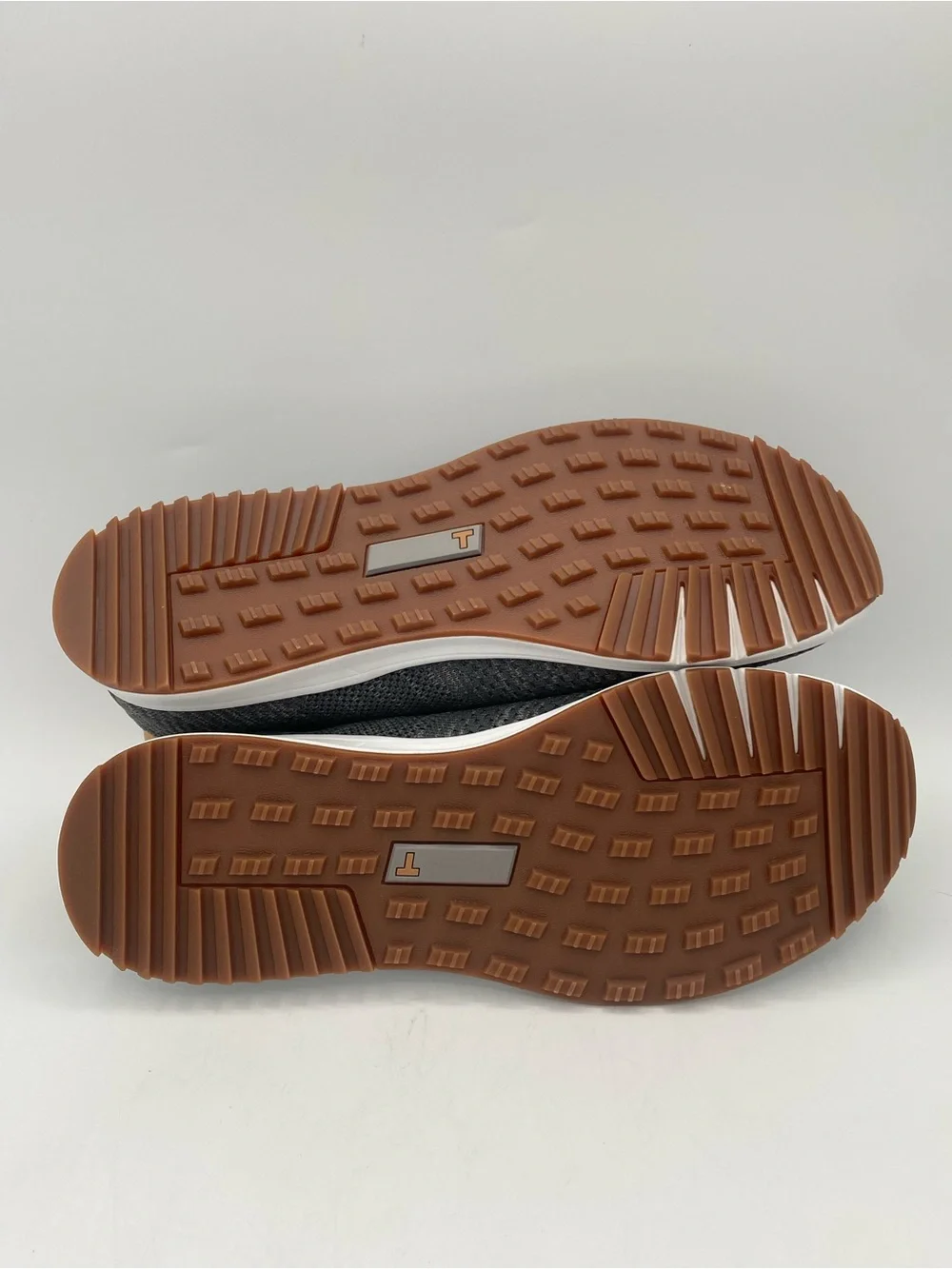 True Linkswear Knit II Sneakers Men’s 9.5